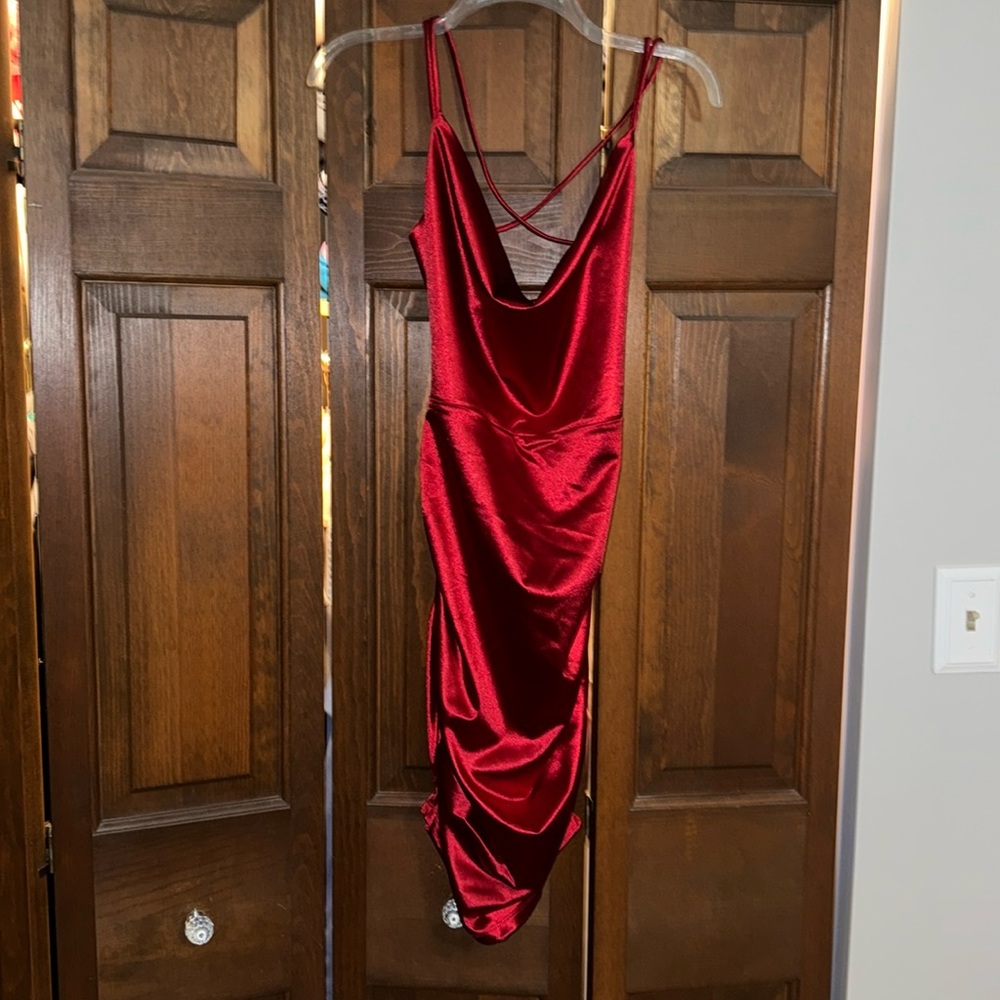 brand new windsor short red satin hoco dress